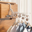 Kit com 4 porta cabides ModernLar, móveis modernos, ideal para organizar roupas na mala de viajantes.