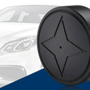 Mini dispositivo localizador GPS para veículos Viva Lar, pequeno e discreto, mostrado conectado ao painel do carro.