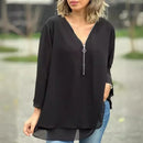 Blusa Margiela™ com decote V regulável, barra dupla, feita de tecido leve e fresco, veste com estilo e versatilidade.