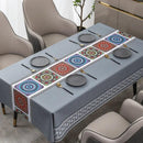 Toalha de mesa Califórnia™ Decor da ModernLar, com acabamento impermeável e design elegante para proteção e beleza na sua mesa.