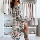 Conjunto Flora di Napoli™ com blusa ombro a ombro e saia esvoaçante, estilo boho sofisticado, em cores suaves.