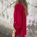 Blusa Magna™ estilo camisaria com botão único, design minimalista e elegante, feita pela ModernLar.