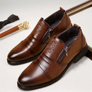 Botas Brave Lion™ Elegância Suprema da ModernLar, com design sofisticado e detalhes que remetem ao estilo dos reis.