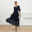 Vestido Celira™ da ModernLar com estampa floral sofisticada, tecido leve e corte elegante para ocasiões especiais.