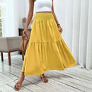 Saia Mireya™ da ModernLar com estrutura em camadas e caimento amplo, vista frontal mostrando detalhes e volume do vestido.