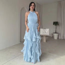 Vestido Avelora™ da ModernLar com design refinado, tecido fluido e movimento elegante, ideal para ocasiões especiais.