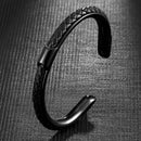 Bracelete Alpha All Black em Aço e Couro - Tamanho Único
