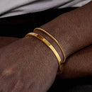 Bracelete Classic Slim em Aço Gold + Pulseira de Brinde