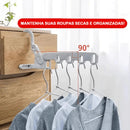 Kit com 4 porta cabides ModernLar, feitos de plástico resistente, ideal para organizar roupas em viagens ou no quarto.