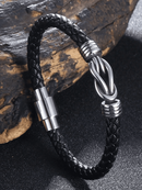 Pulseira Ironhide Slim em Couro Preta