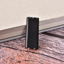 Micro escuta espiã com ativação por voz, dispositivo compacto e discreto, ideal para vigilância e segurança doméstica.